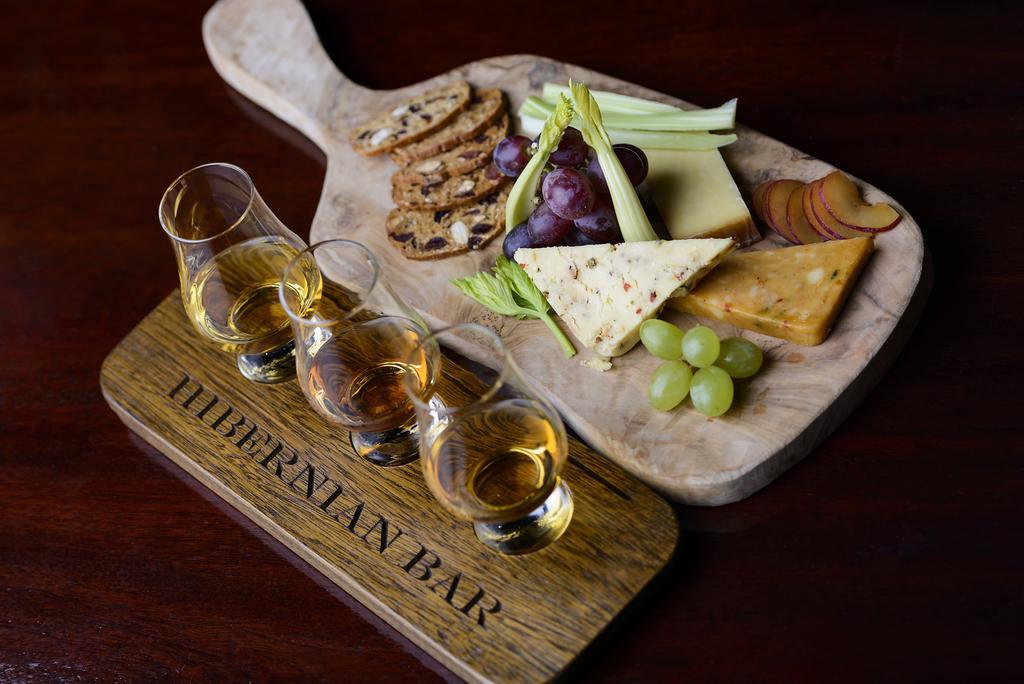 Kilkenny Hibernian Hotel Екстер'єр фото